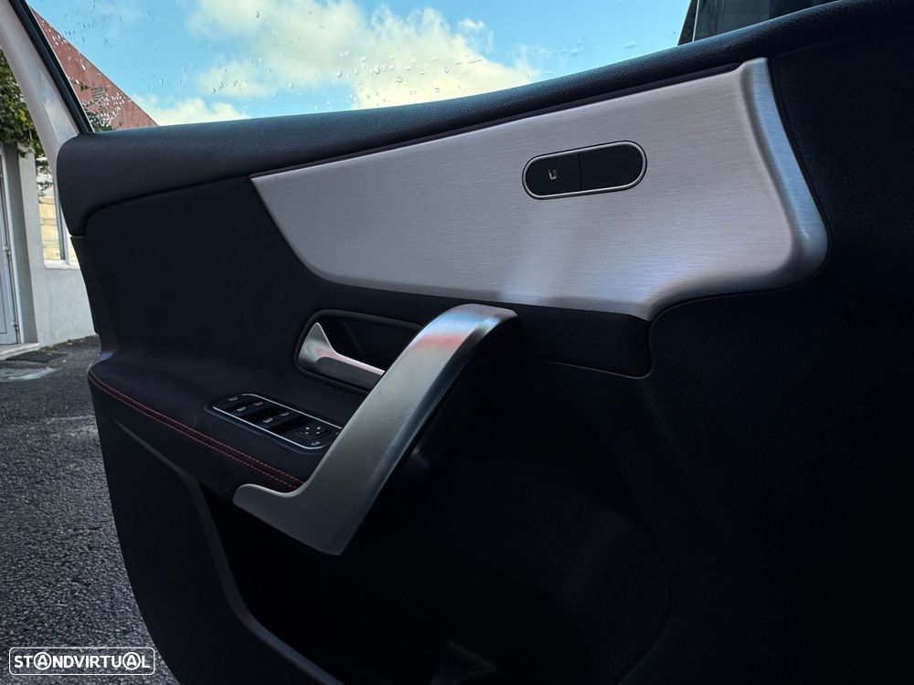 Mercedes-Benz A 200 AMG Line - 15