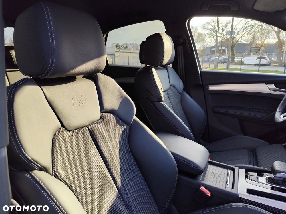Audi Q5 Sportback - 16