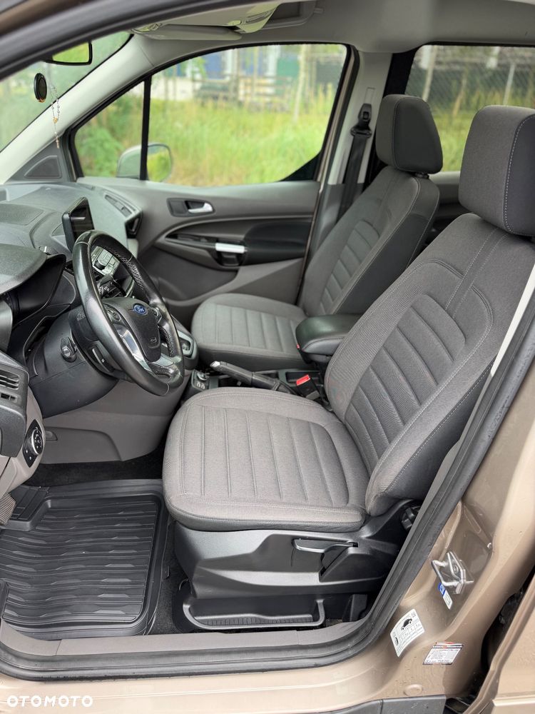 Ford Tourneo Connect Grand - 8