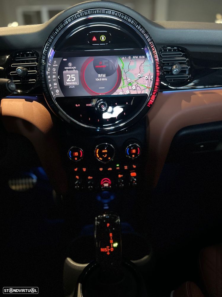 MINI Cabrio John Cooper Works Auto Desportiva - 31