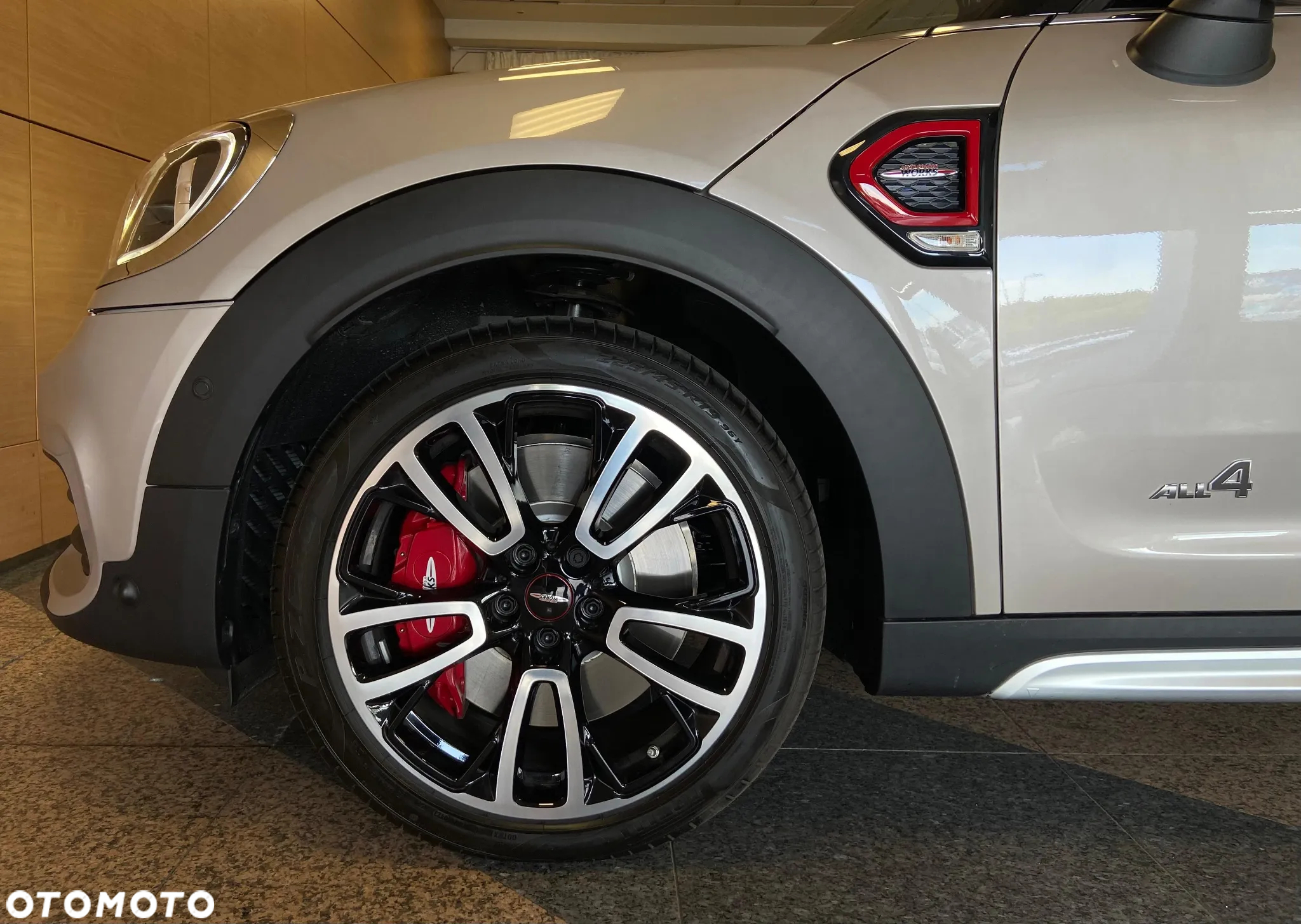 MINI John Cooper Works ALL4 sport - 32