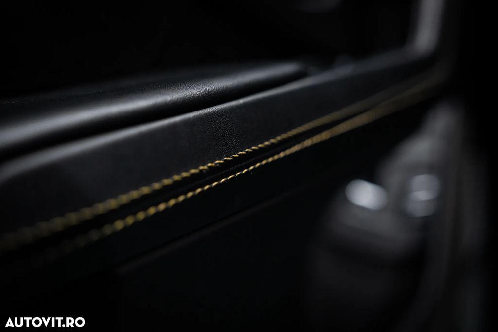 Lamborghini URUS - 30