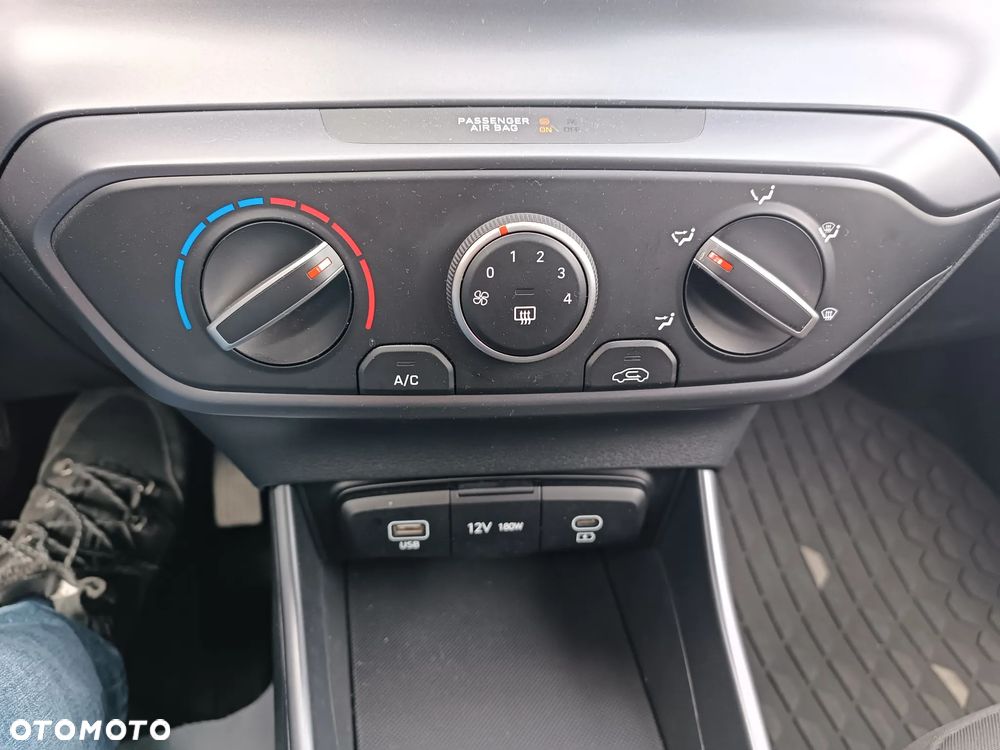 Hyundai i20 - 21