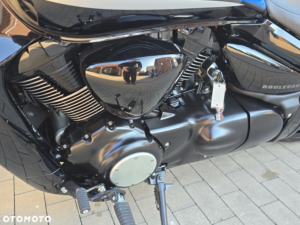 Suzuki Boulevard - 14