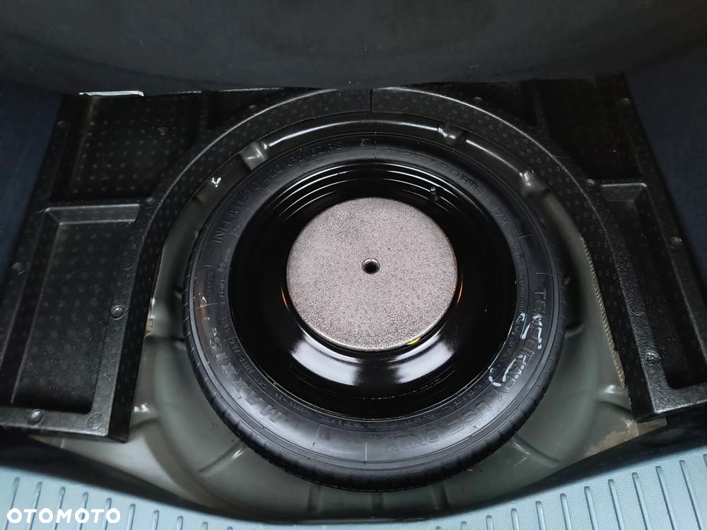 Ford C-MAX 1.0 EcoBoost Titanium ASS - 24