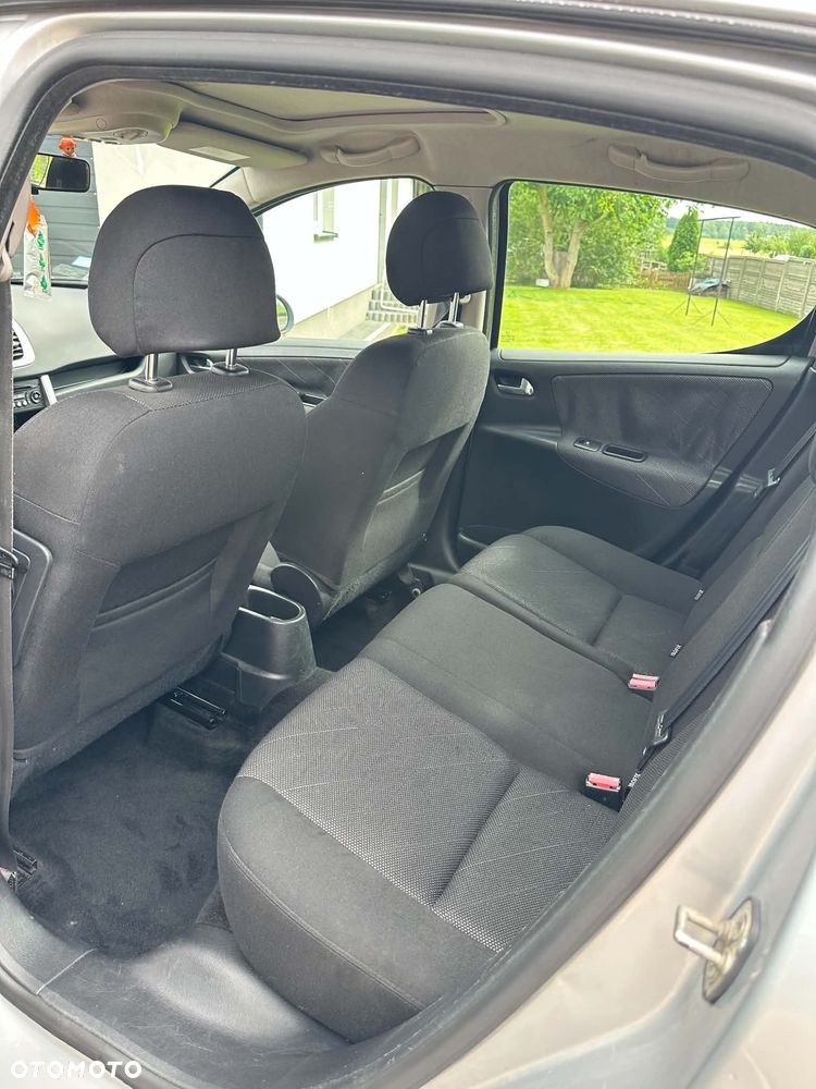 Peugeot 207 1.6 HDi 16V Trendy nICE - 6