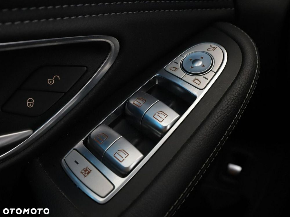 Mercedes-Benz Klasa C 250 9G-TRONIC Avantgarde - 34