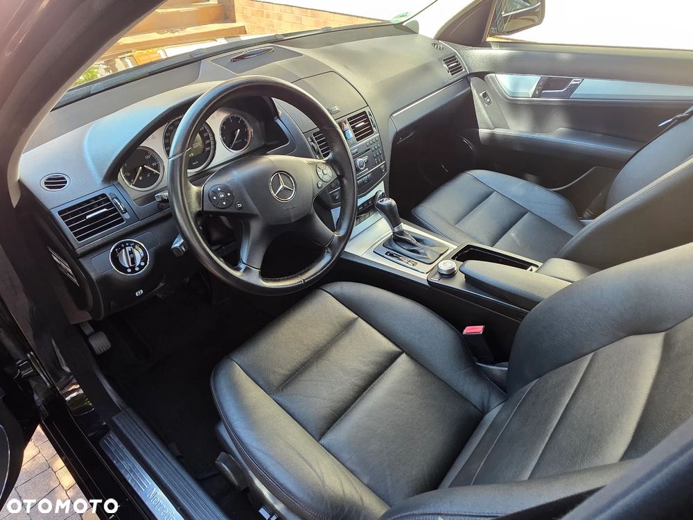 Mercedes-Benz Klasa C 320 CDI 7G-TRONIC Avantgarde - 3