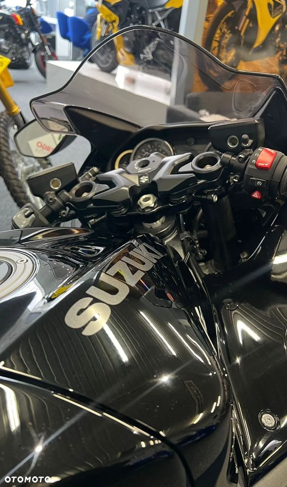 Suzuki Hayabusa - 8