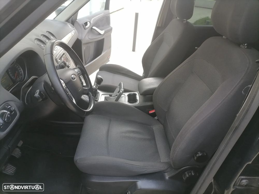 Ford S-Max 1.8 TDCi Titanium 7L - 8