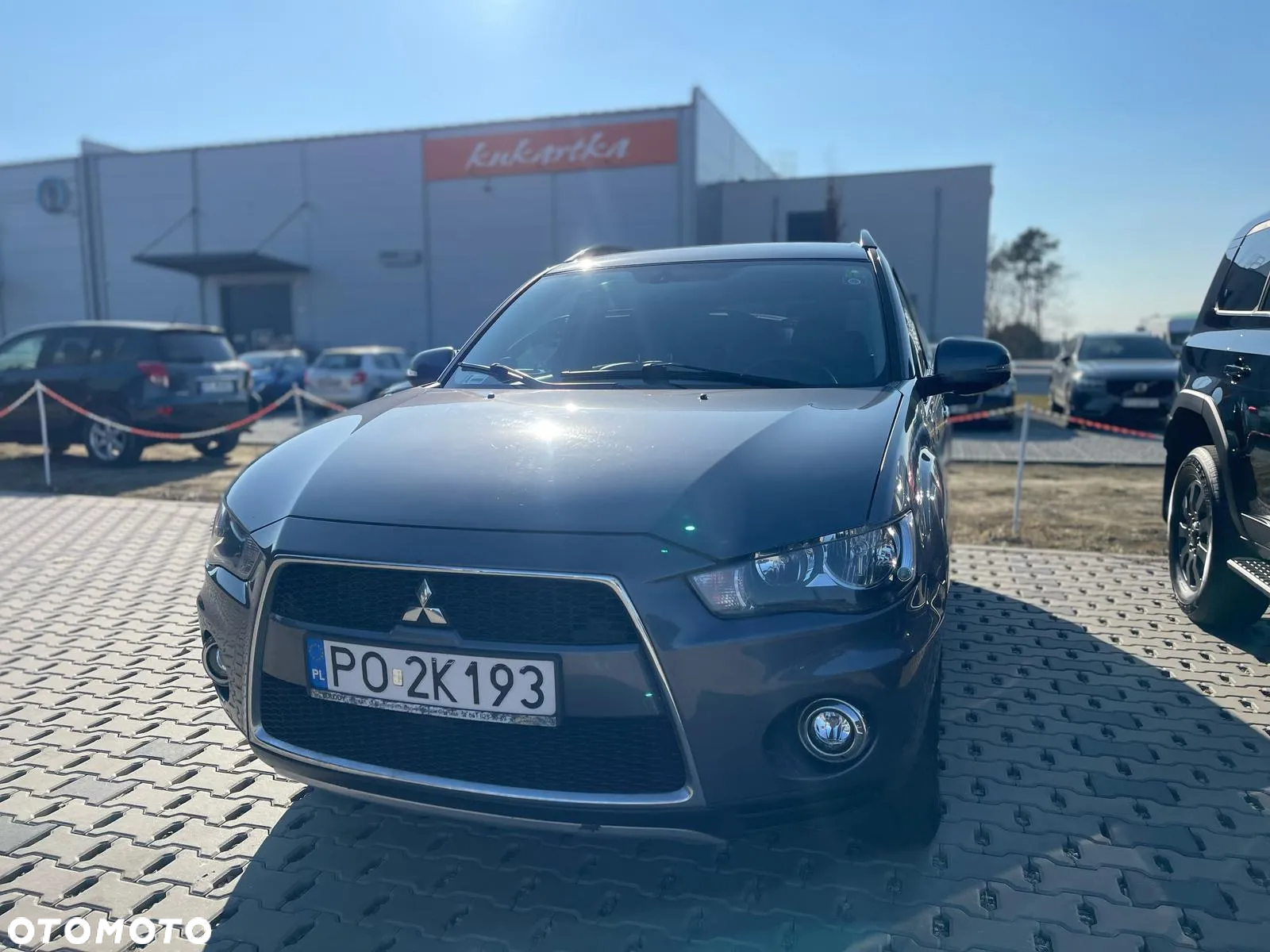 Mitsubishi Outlander 2.0 Intense + NAVI 2WD EU5 - 17