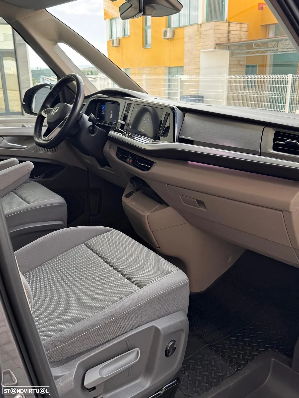 VW Multivan 2.0 TDI Life Longa DSG - 18