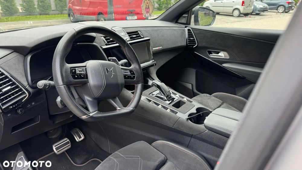 DS Automobiles DS 7 Crossback - 27