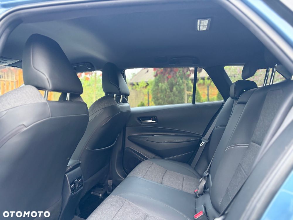 Toyota Corolla 1.8 Hybrid Executive - 35