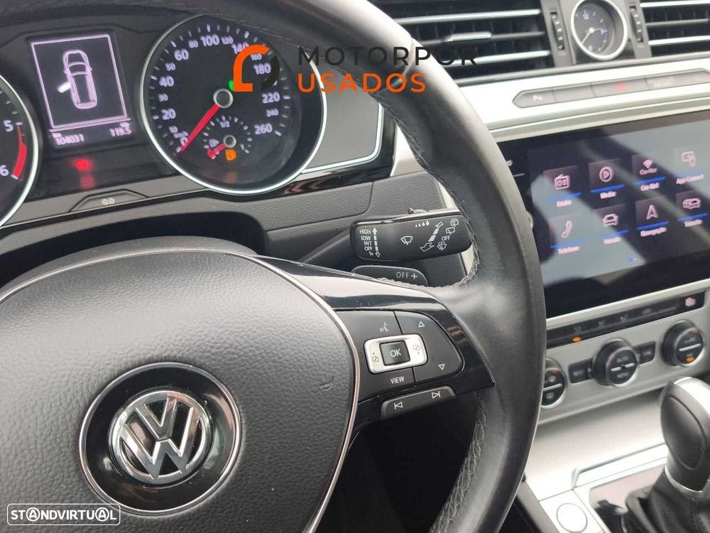 VW Passat Variant 2.0 TDI Confortline DSG - 16
