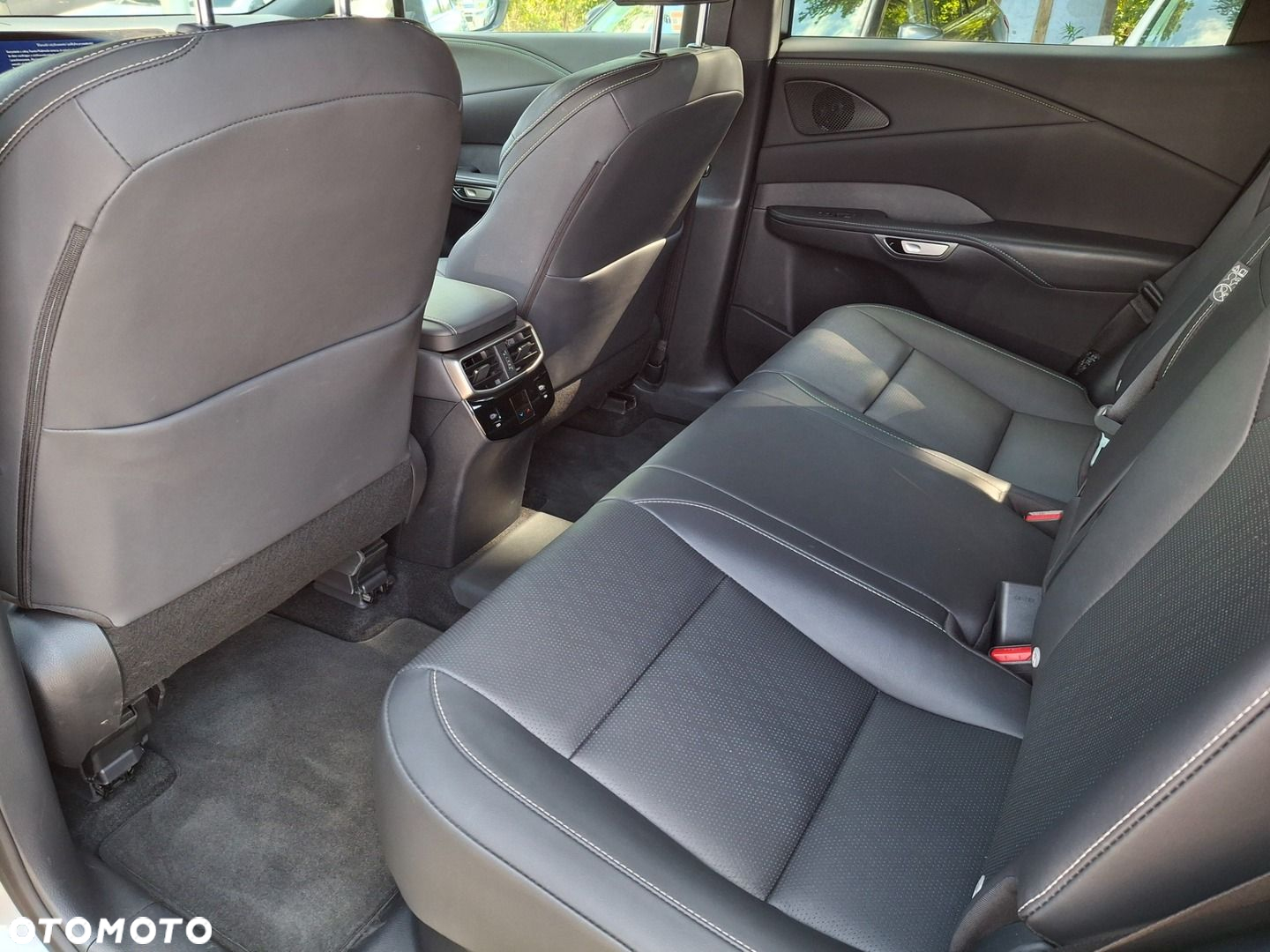 Lexus RX - 19