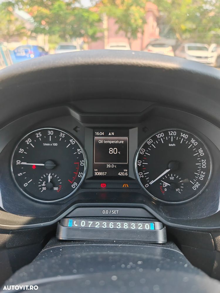 SKODA Octavia 2013 — imagine 8