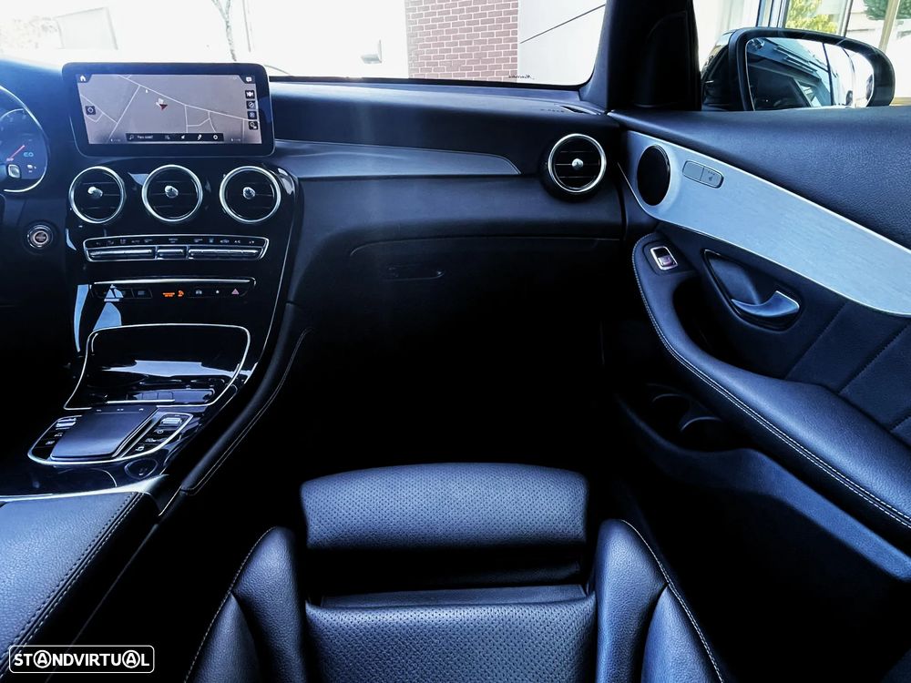 Mercedes-Benz GLC 300 de 4Matic 9G-TRONIC AMG Line Plus - 22