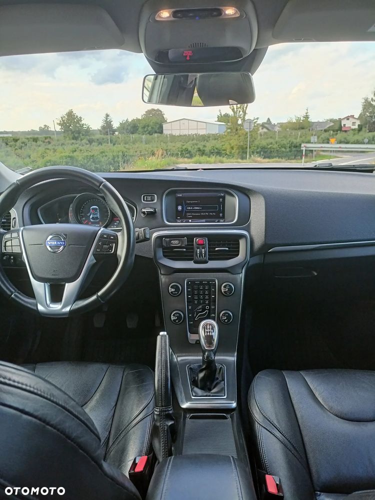 Volvo V40 D3 Summum - 7