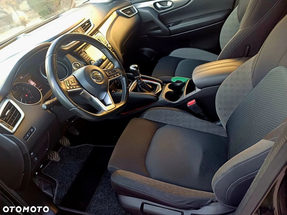 Nissan Qashqai 1.3 DIG-T MHEV N-Connecta - 34