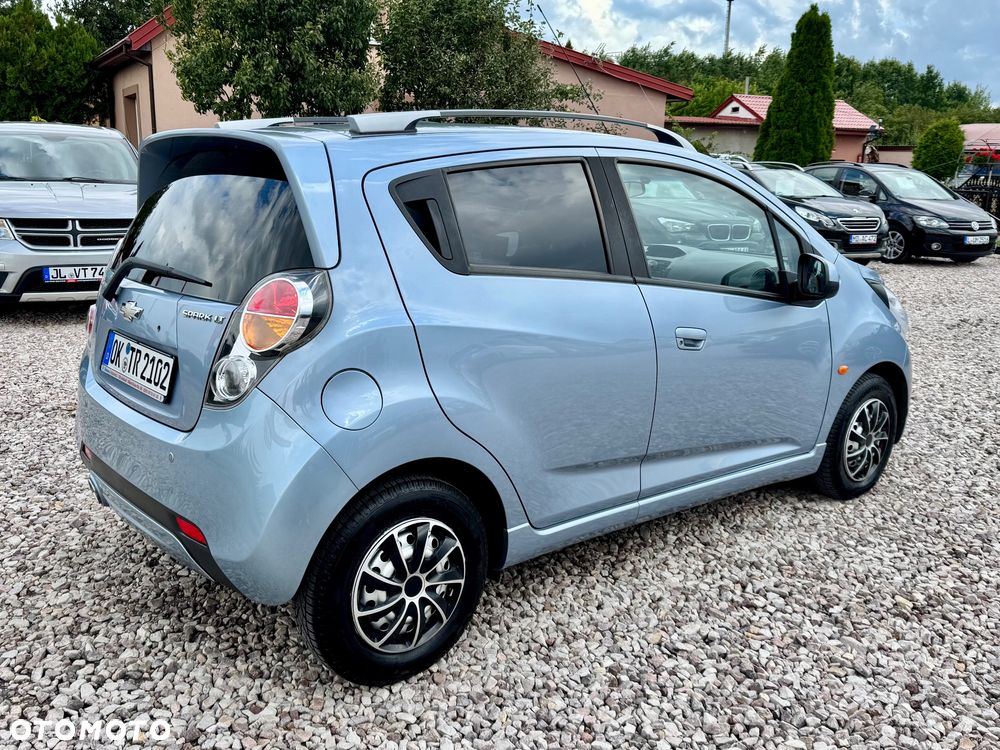 Chevrolet Spark - 4