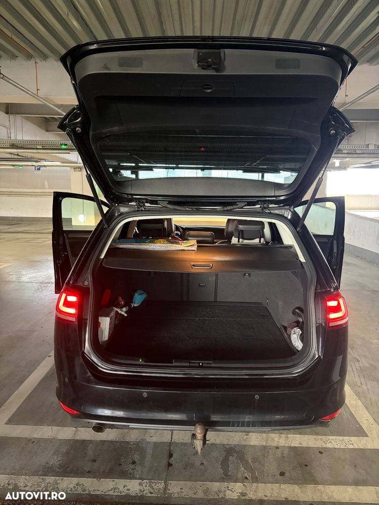 Volkswagen Golf - 4