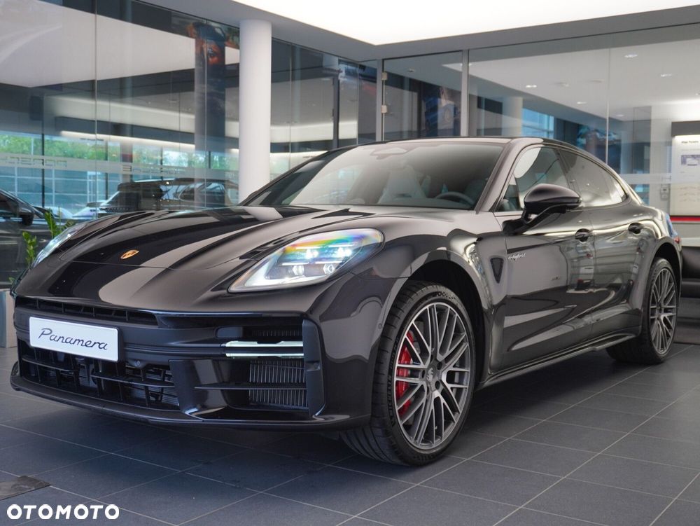 Porsche Panamera 4S E-Hybrid PHEV - 5