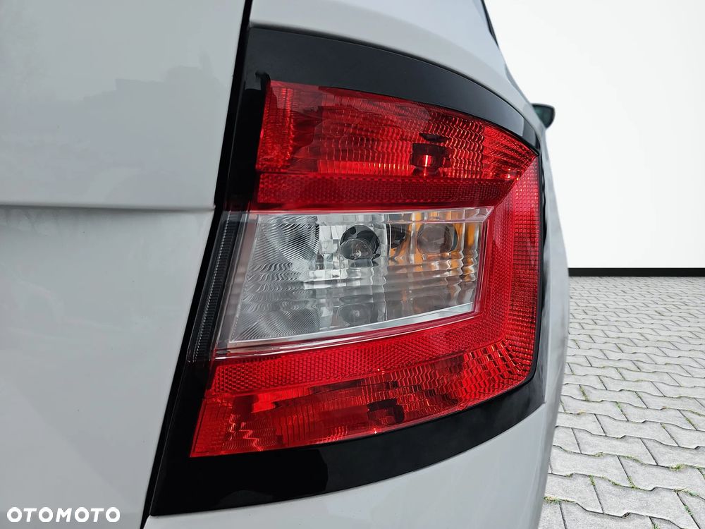 Skoda Fabia 1.0 TSI Ambition DSG - 13