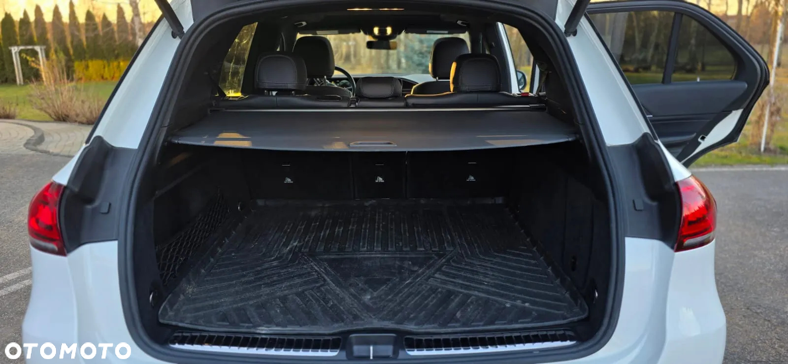 Mercedes-Benz GLE - 29