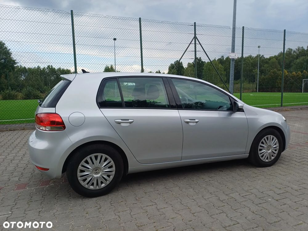 Volkswagen Golf 1.6 TDI Trendline - 6