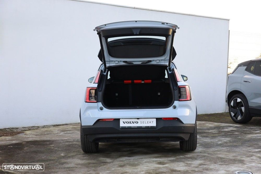 Volvo EX30 51 kWh Single Motor Plus - 5