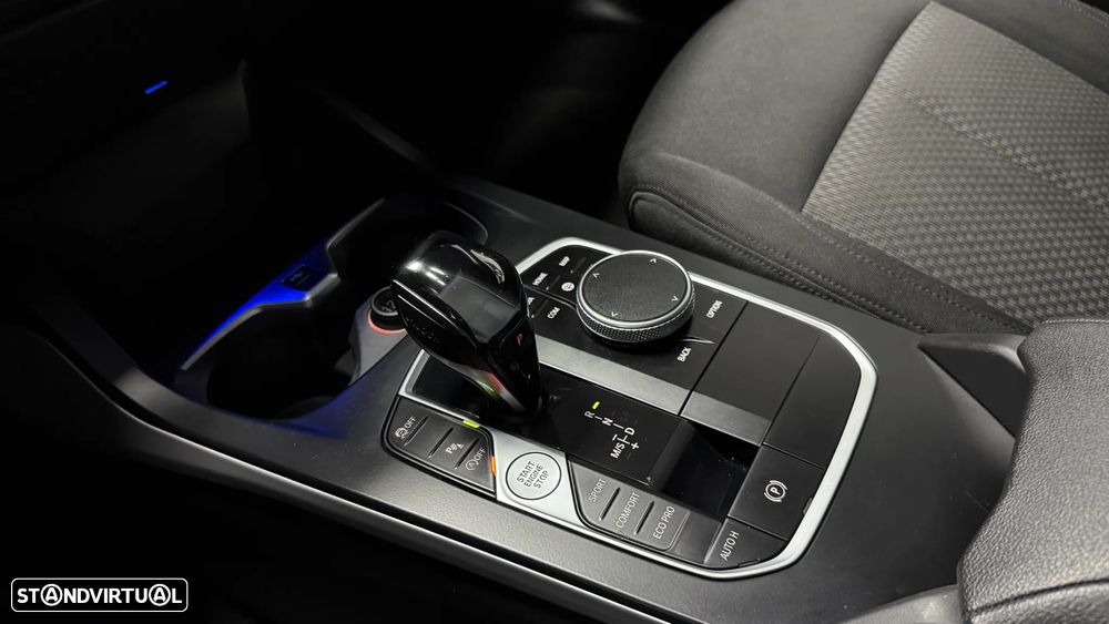 BMW 116 d Aut. Advantage - 25