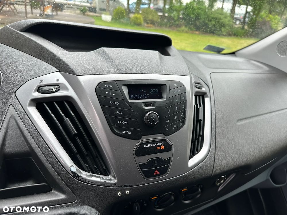 Ford Transit Custom 290 L2H1 Limited - 22