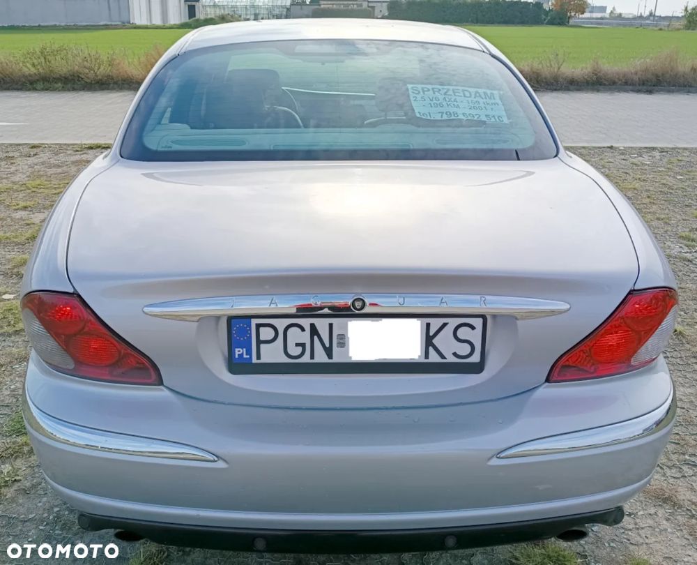 Jaguar X-Type 2001 photo 2