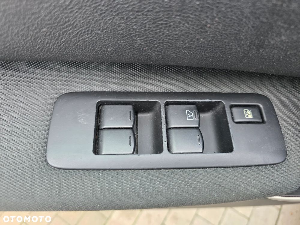 Nissan Qashqai 1.6 acenta - 17