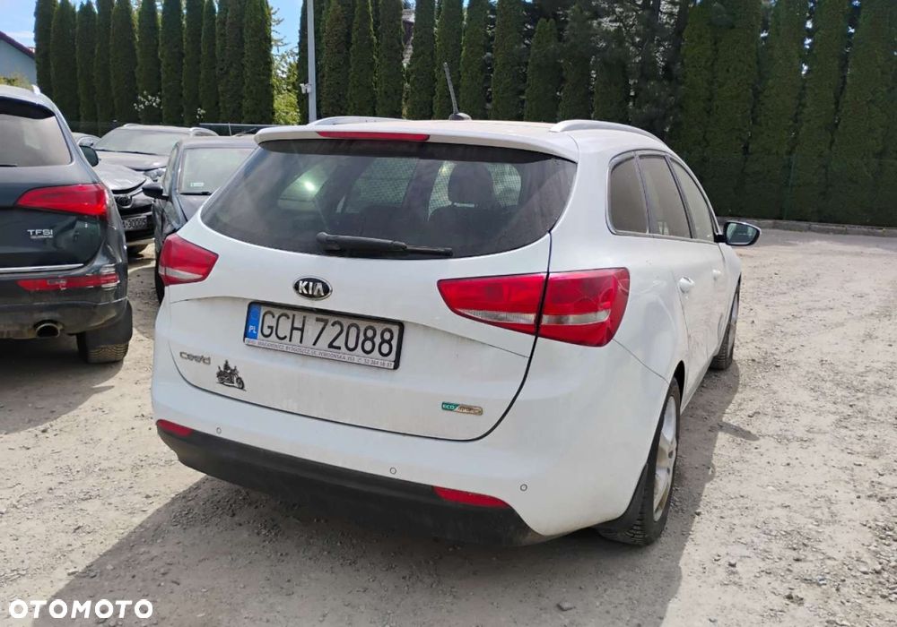 Kia Ceed - 5