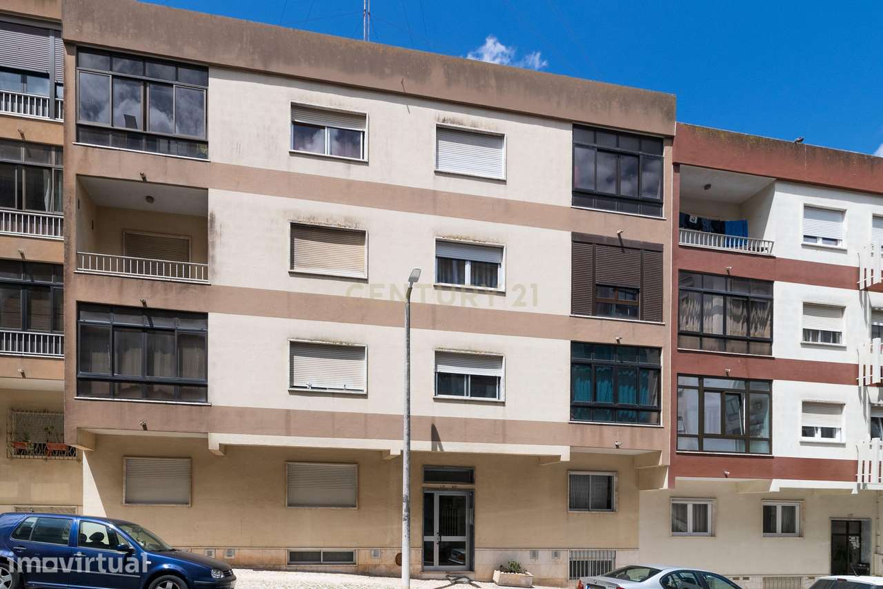 Entre a cidade e a tranquilidade: um apartamento com vista, luz e espa - Grande imagem: 2/30