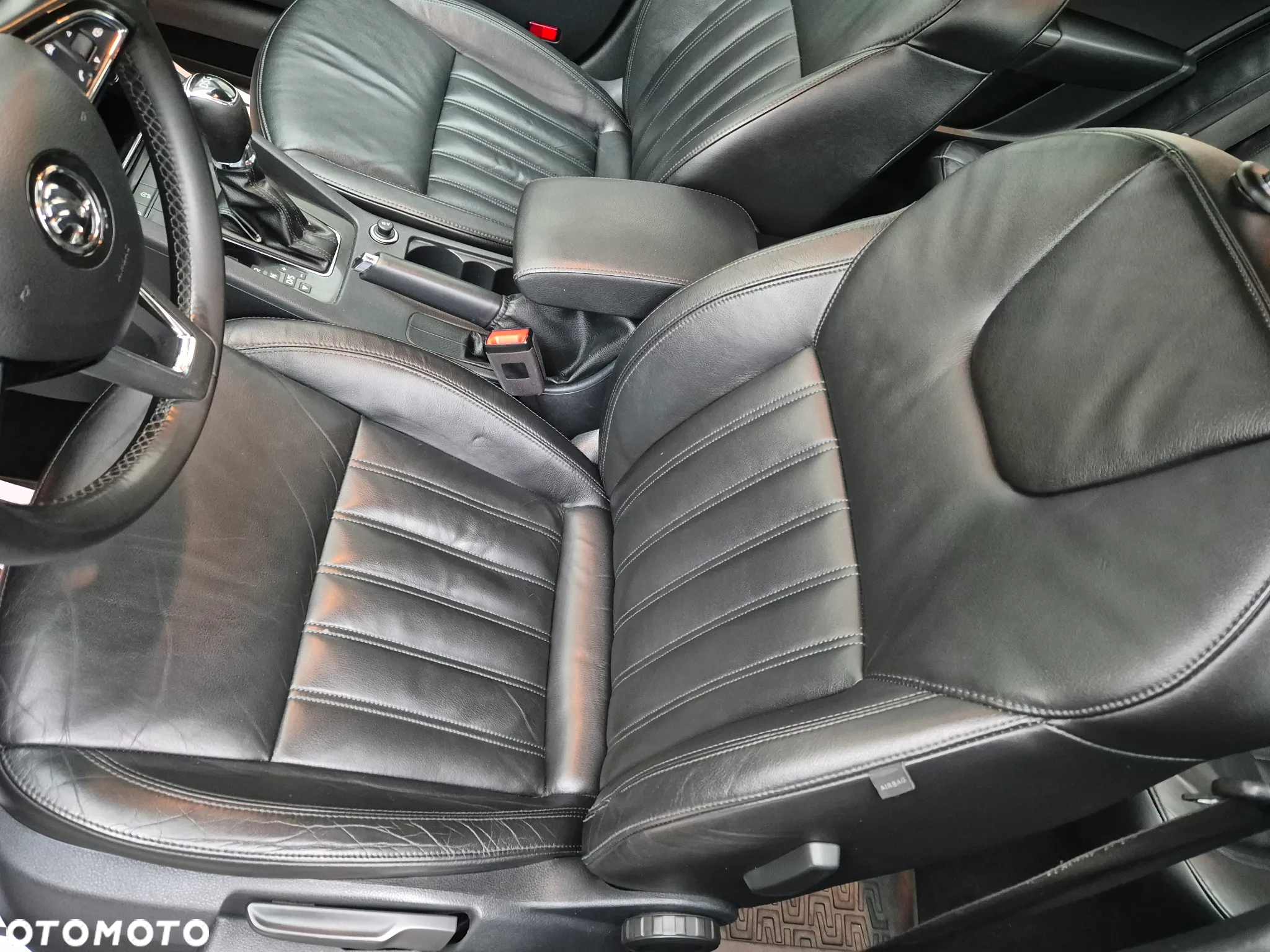 Skoda Octavia 1.5 TSI ACT DSG L&K - 21