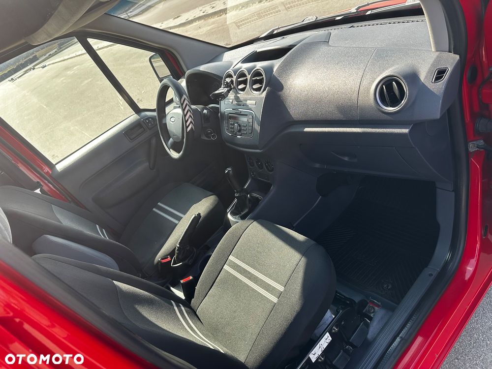 Ford Transit Connect - 15