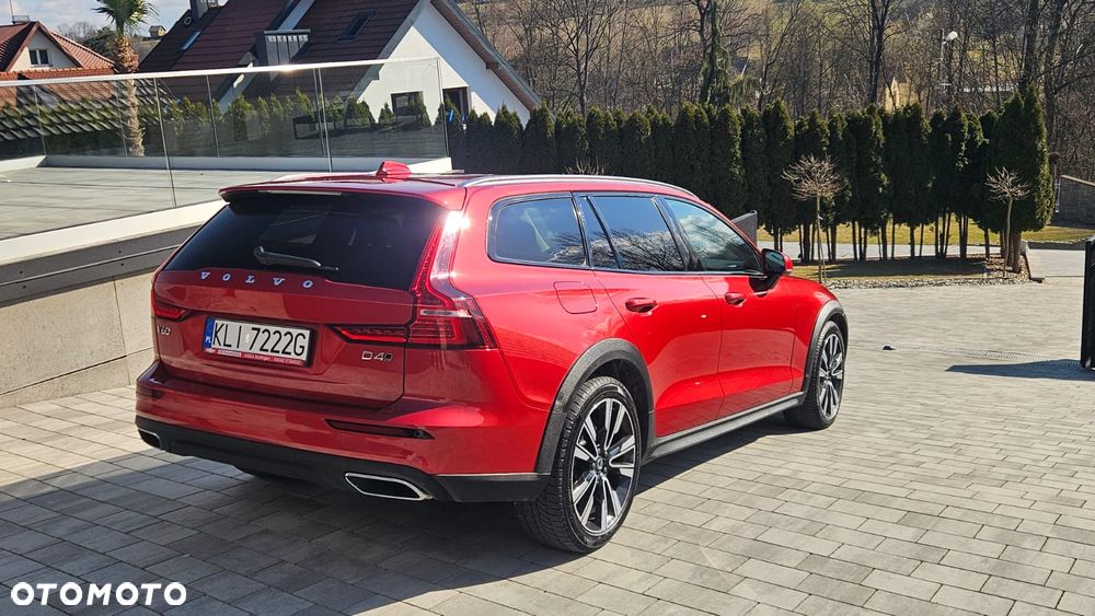 Volvo V60 Cross Country D4 AWD Geartronic Pro - 10
