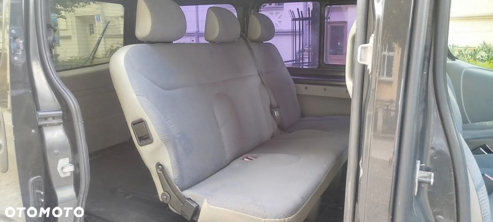 Renault Trafic - 10