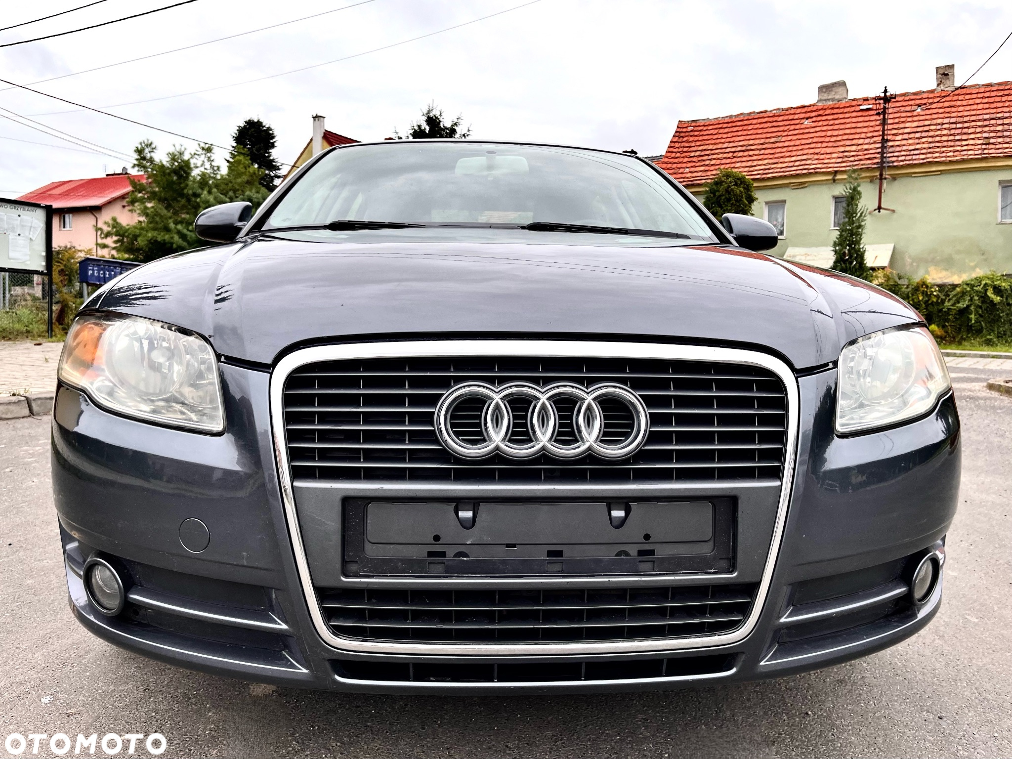 Audi A4 - 4