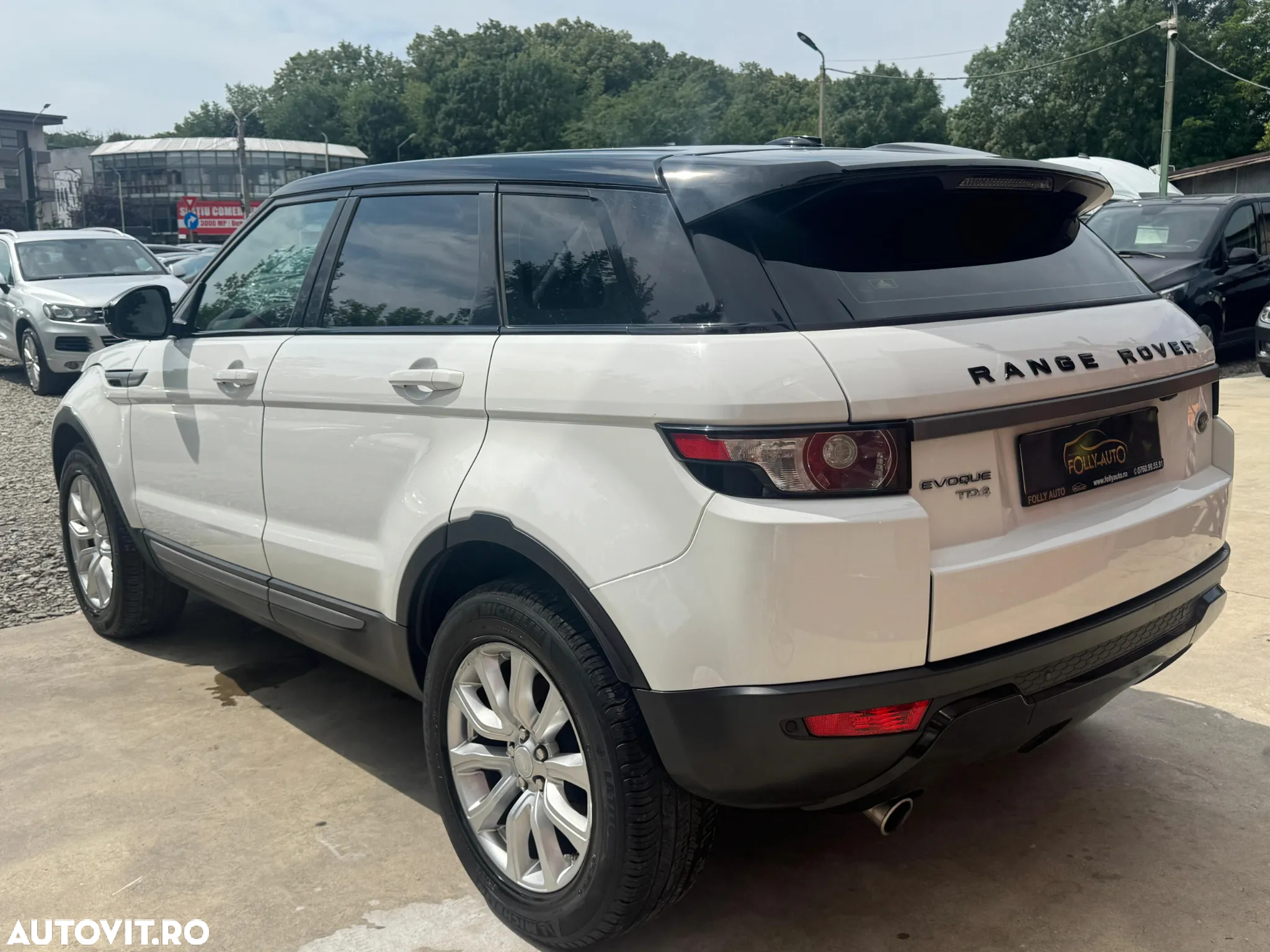 Land Rover Range Rover Evoque - 16