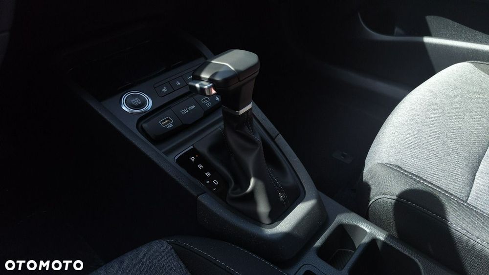Kia Stonic - 22