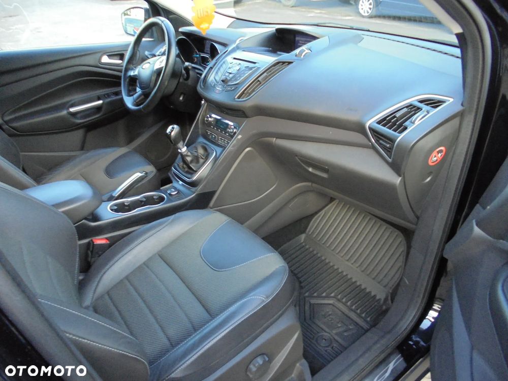 Ford Kuga 2.0 TDCi 4x2 Titanium - 15
