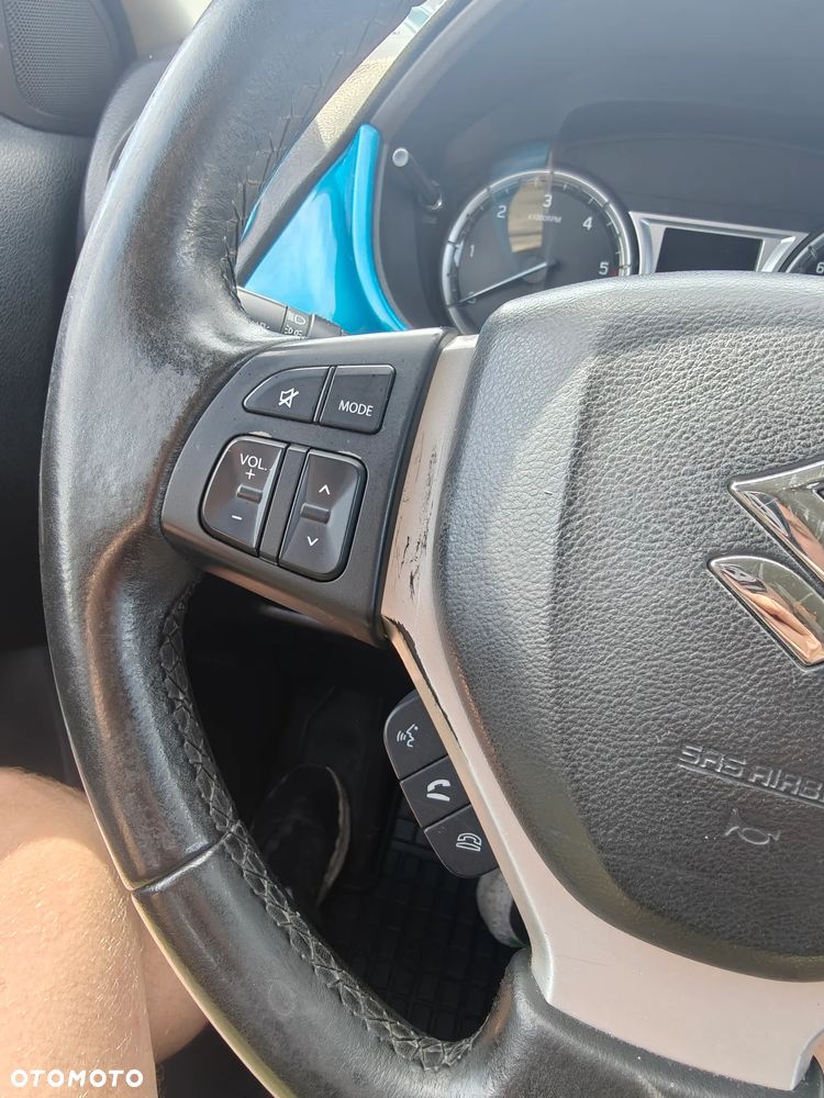 Suzuki Vitara 1.6 DDiS (4x4) Allgrip Comfort+ - 29
