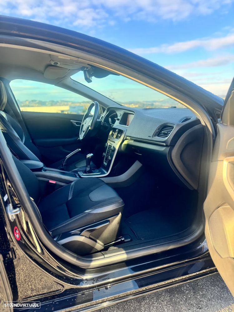 Volvo V40 2.0 D2 Momentum - 17