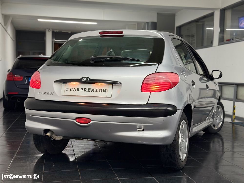 Peugeot 206 1.1 XR Présence - 7