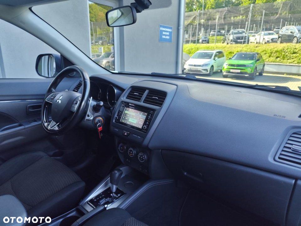 Mitsubishi ASX - 11