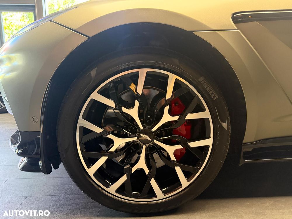 Aston Martin DBX Standard - 17